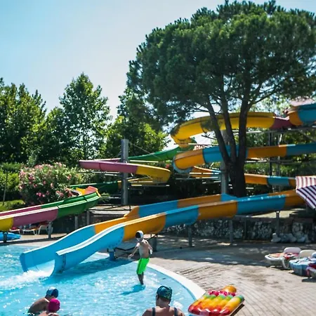 Bella Italia 4* Песк'єра-дель-Гарда