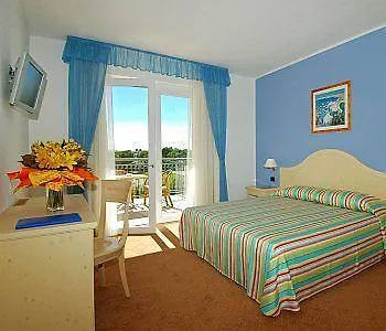 Bella Italia 4* Песк'єра-дель-Гарда