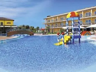 Bella Italia Готель 4*